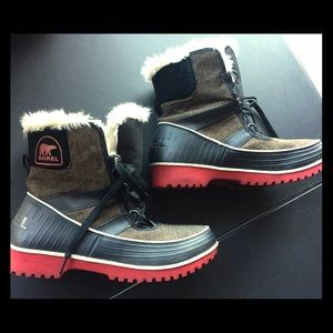 Women’s Size 11 Fur-lined SOREL Winter boots